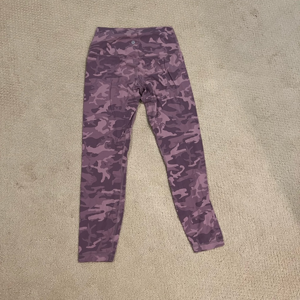 Lululemon pink camo leggings - Picture 1 of 2